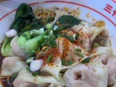 -叶伟胡辣壳面(松牌路店)