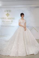 -LOVE SHINE婚纱·红鼎庄龙凤褂·妈妈装定制