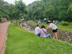 -梅岭月亮湾山体公园