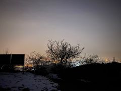 -鬼笑石后山停车场