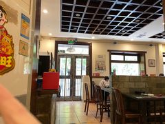 大堂-湘肠香火锅店(团结湖店)