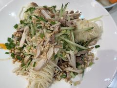 鸡丝凉面-芙蓉巷成都名小吃(丹尼斯2天地店)