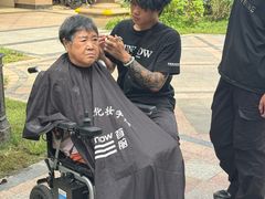 -首脑美容美发化妆美甲培训学校(龙岗校区)