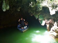 -怀托摩萤火虫洞