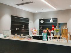 -深圳锦龙奥迪4S店(前海店)