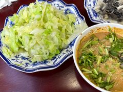 爆圆白菜-老回回小吃(百万庄店)