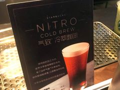 -星巴克臻选(莘庄仲盛店)