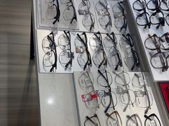 -瑞司视光眼镜·蔡司战略合作眼镜店(新街口店)