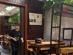 -万记麻辣烫国展总店