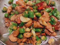 -辛香味烧鱼馆·非遗技艺·排骨红烧肉(光谷医药园店)