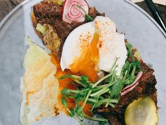 慢煮牛肉温泉蛋吐司-O'mills Sourdough Bakery&Bistro(永嘉路店)