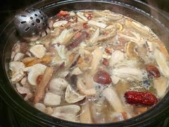-芸鲜季·云南野生菌餐厅· 云南风物味研社(闵行店)