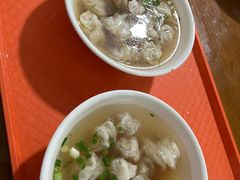 -张阿三馄饨店