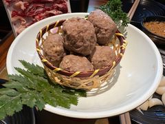鲜牛肉丸-手选潮汕鲜活牛肉火锅(二七广场店)