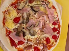 -城市大道红炉披萨烘焙坊