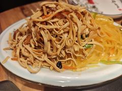 -山河屯铁锅炖鲜鹅·东北菜(开发区一店)