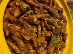 鸡爪煲-多嘴超级肉蟹煲(欧亚卖场店)