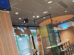 -麦当劳(百联西郊购物中心店)