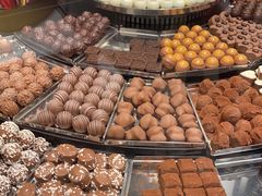 -Laderach 莱德拉(上海环贸iapm店)