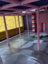 -雅乐达儿童乐园(海韵广场店)