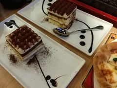 -必胜客(银盆路店)
