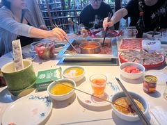 -二荆条·蜀鲜汇城市森林火锅