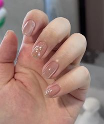 -手牵手美甲