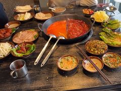 -冯校长老火锅(中联广场店)