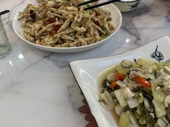 干炸茶树菇-老四川平头酸菜鱼(衙前店)