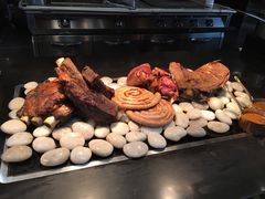 温泉石烤牛肋骨-南昌绿地华邑酒店·鲜艳全日餐厅