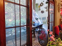 -月亮眼花园餐厅书吧酒吧