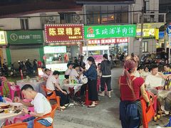 -郑记•不夜城烧烤•龙虾•虾蟹(黄鹤楼店)