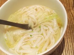 潮州牛肉丸汤河粉-MR鹅外