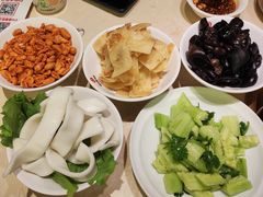 -老佛爷炭火蛙锅直营(清滨路总店)