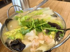 -裕记烧腊连锁餐饮(国商分店)