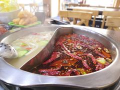 -小郡肝串串香火锅(龙跃路店)