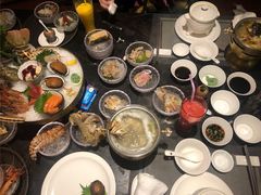 -半岛翡丽海鲜自助餐厅(观风亭店)