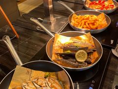 -圣丰索菲特·2 On 988 Café 自助餐厅