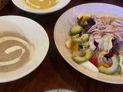 牛油果鸡丝沙拉-斯比特花园西餐厅(东方商厦店)