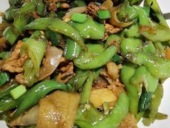 辣椒炒肉-慕湘精致湖南菜(水贝店)