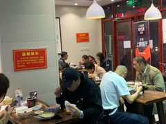 大堂-穆得·老周家牛肉烧饼(普利街店)