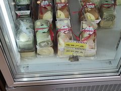 -红宝石·鲜奶小方·海派西点房(南翔店)