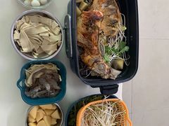 -老乡村美食农庄