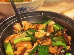 杂菌一品煲-缘生态云南菜·野生菌庭院餐厅(华侨城店)