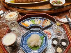 -龙悦湾酒家·八阵鱼生·渔人码头店
