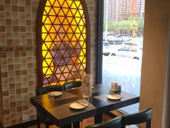-壹号院音乐餐厅•烤全羊•新疆菜(浐灞店)