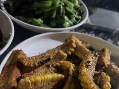 -芦茨金富饭庄·25年老字号·专做稻草鸡