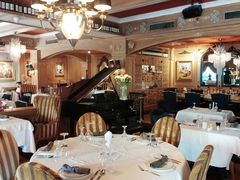 -火车头法国西餐厅