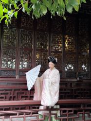 -一揽芳华汉服旗袍体验馆(拙政园店)