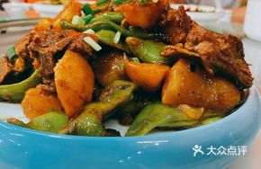 Stewed Pork Ribs with Green Beans and Potatoes